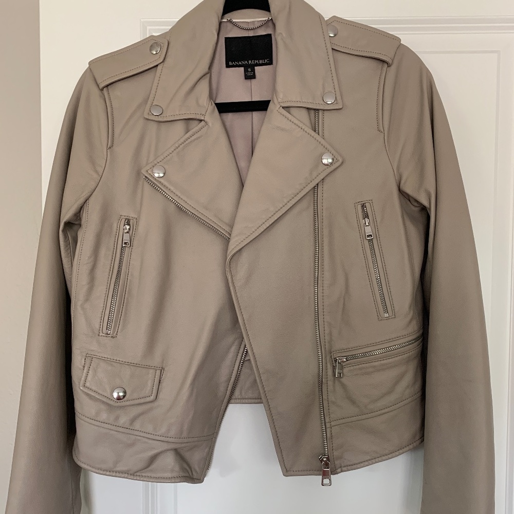 Women's leather moto jacket